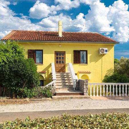 Apartment Drago *Cosy & Close To The Beach! Krk Town Esterno foto