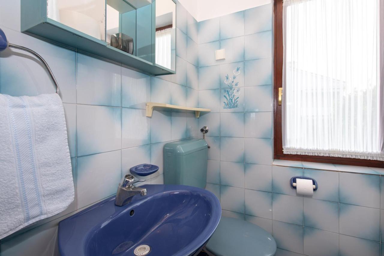 Apartment Drago *Cosy & Close To The Beach! Krk Town Esterno foto