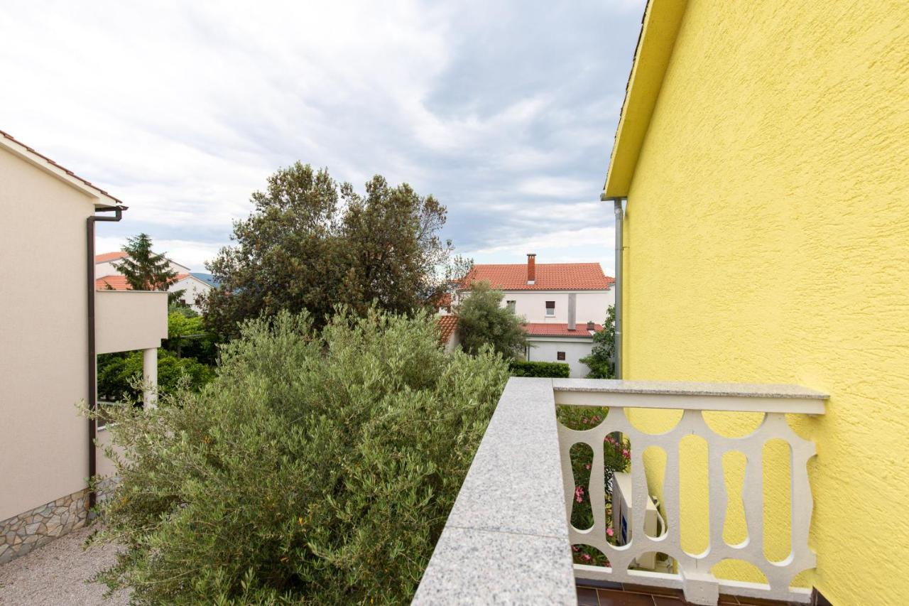 Apartment Drago *Cosy & Close To The Beach! Krk Town Esterno foto