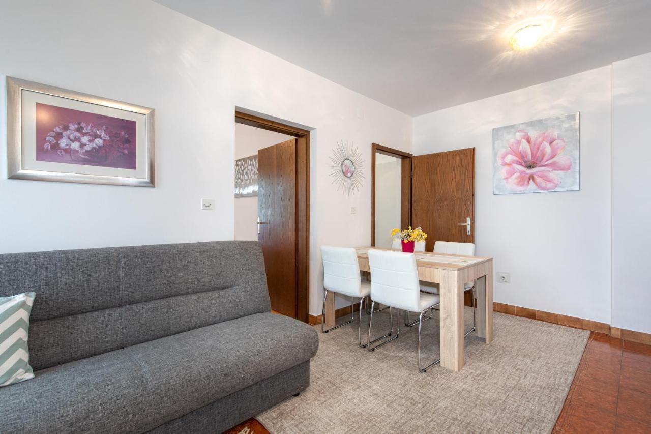 Apartment Drago *Cosy & Close To The Beach! Krk Town Esterno foto