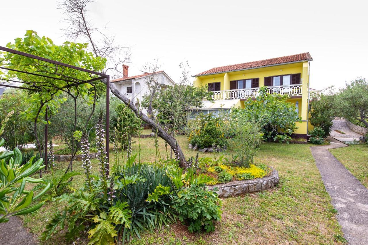 Apartment Drago *Cosy & Close To The Beach! Krk Town Esterno foto