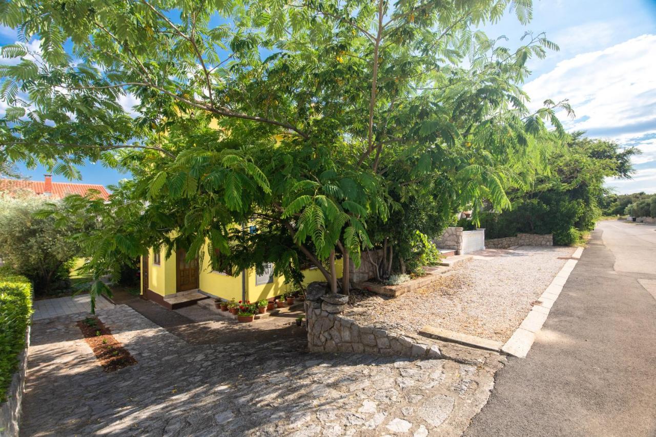 Apartment Drago *Cosy & Close To The Beach! Krk Town Esterno foto