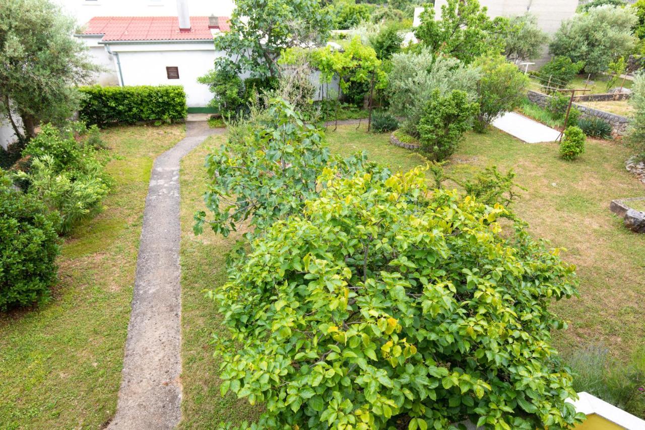 Apartment Drago *Cosy & Close To The Beach! Krk Town Esterno foto